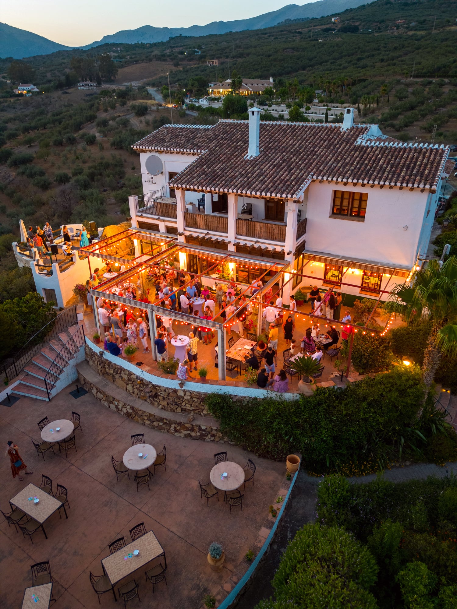 Photograph of dining at Finca Cantueso